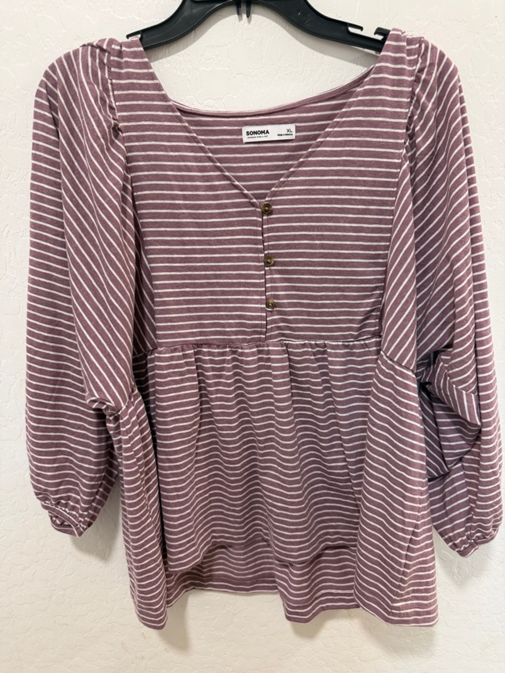 Sonoma Goods For Life V-Neck Button Front Knit Top Womens XL Purple peplum shirt